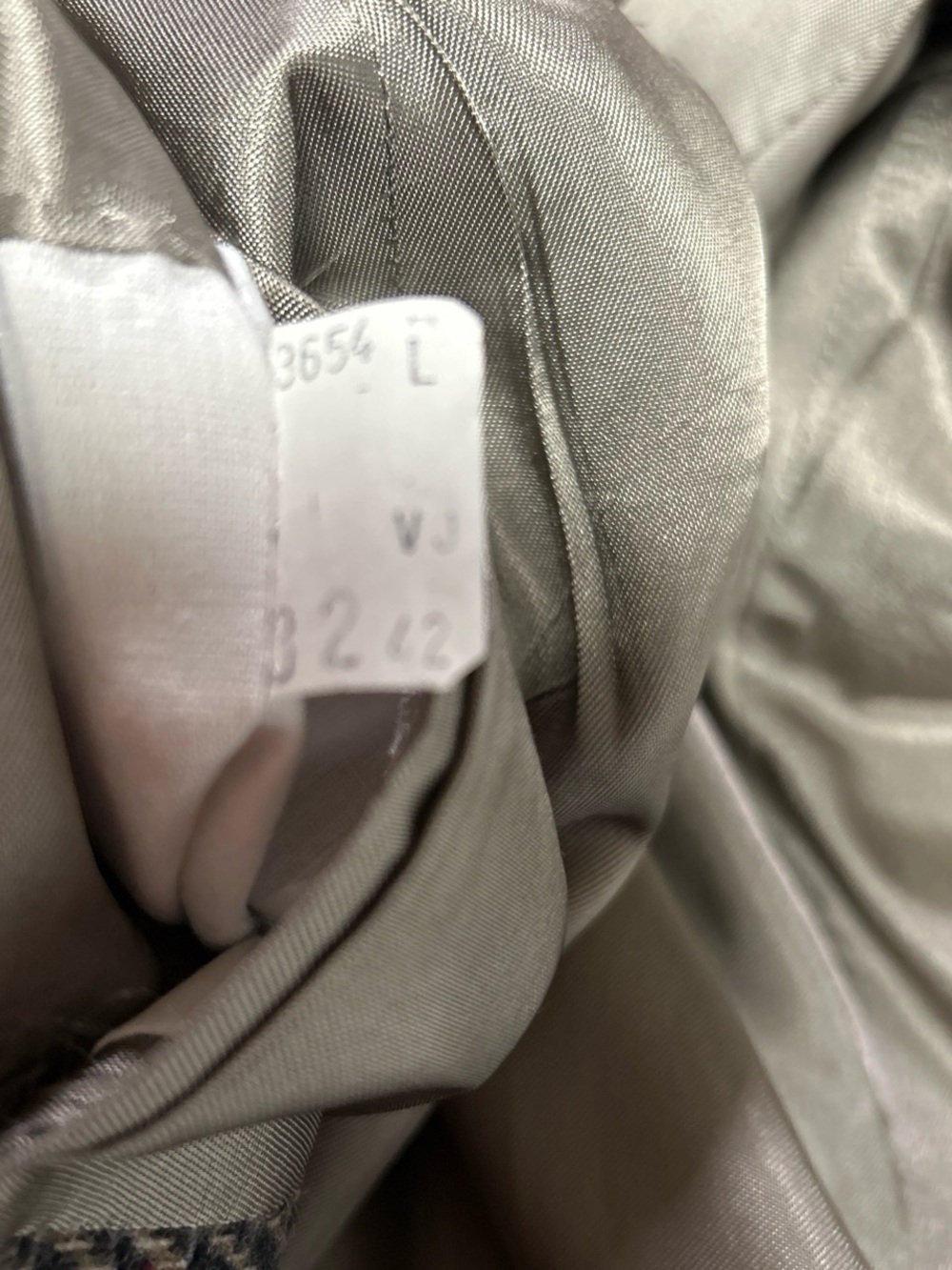 Pierre Cardin Brown and Gray Herringbone Sport Coat - Picture 5 of 5